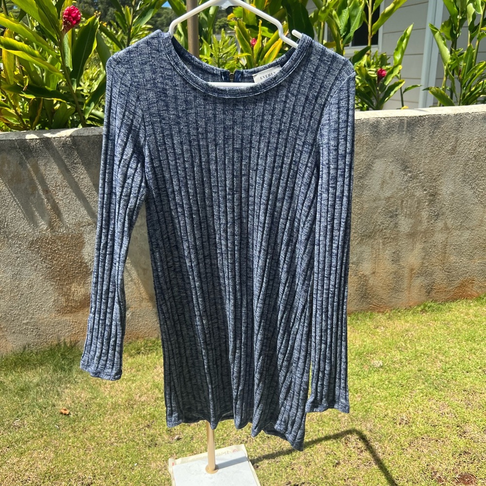 blue long sleeve dress